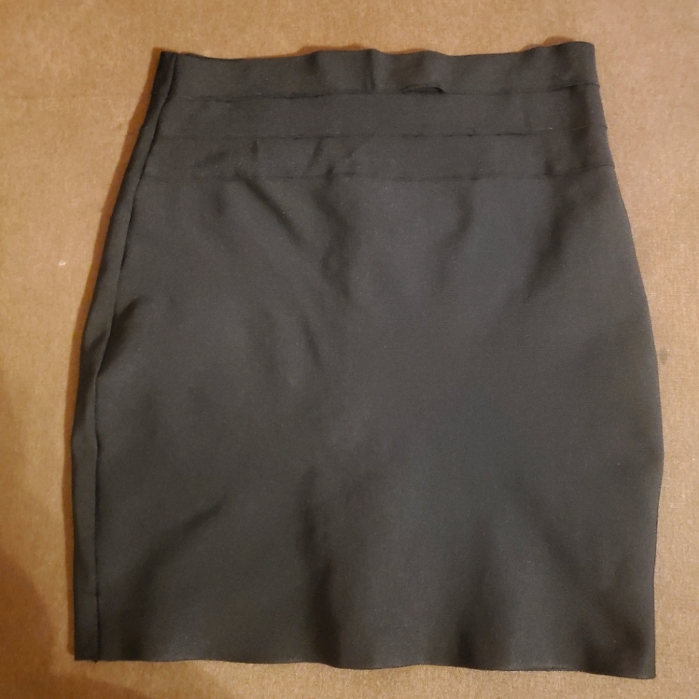 Bebe black XL Polyester/Spandex Skirt